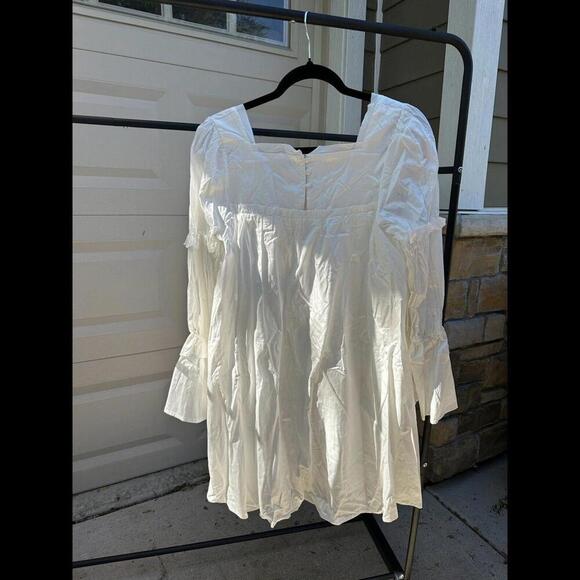 Moon River Dresses & Skirts - Moon River Womens White Long-Sleeve Ruffle Mini Dress S/M